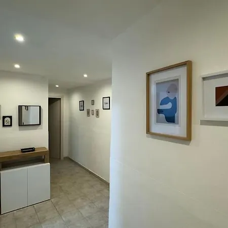 Seahouse Quadrilocale Fronte Mare Apartament