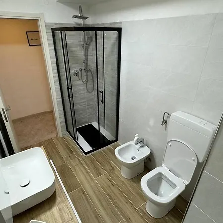 Seahouse Quadrilocale Fronte Mare Apartment *
