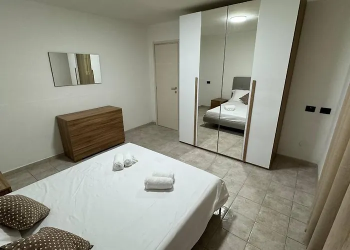 Seahouse Quadrilocale Fronte Mare Lejlighed *